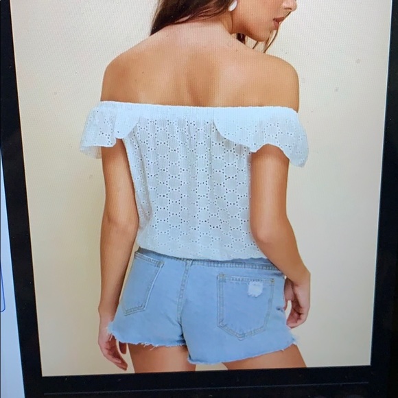 Off the Shoulder Crop Top - Picture 5 of 5